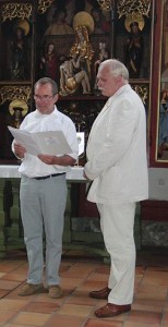 Lions-Club-Butzbach wird Ritter der Tafel Aushändigung der Urkunde